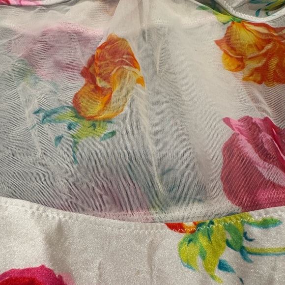 90’s Strapless Floral Mesh Bathing Suit - Picture 2 of 7